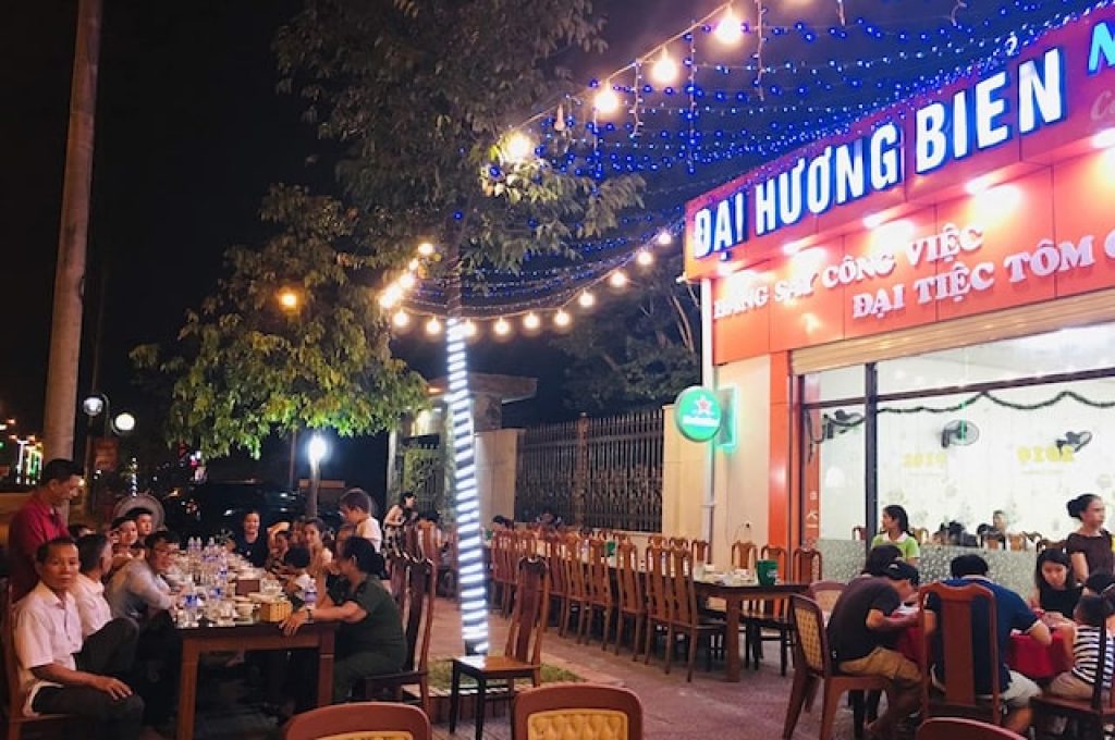 Top 10 nhà hàng gần sân bay Hà Tĩnh bạn nên biết san bay ha tinh